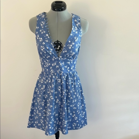 Reformation Isador Dress - Picture 2 of 5